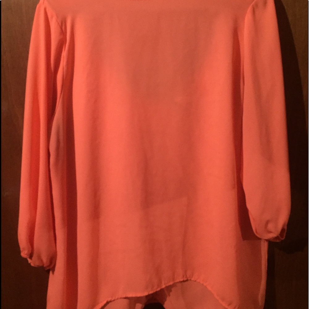 Bow back top