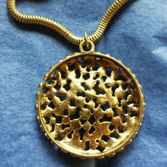 Chico's Bling Set-Gray Pendant Necklace & Earring! - Picture 4 of 4