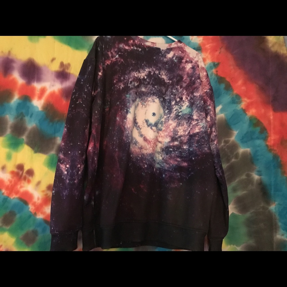 Galaxy crew neck
