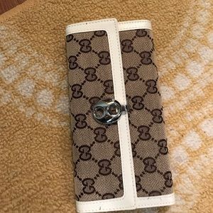Authentic Gucci Wallet