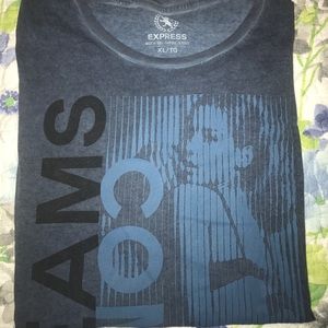 Express graphics tee