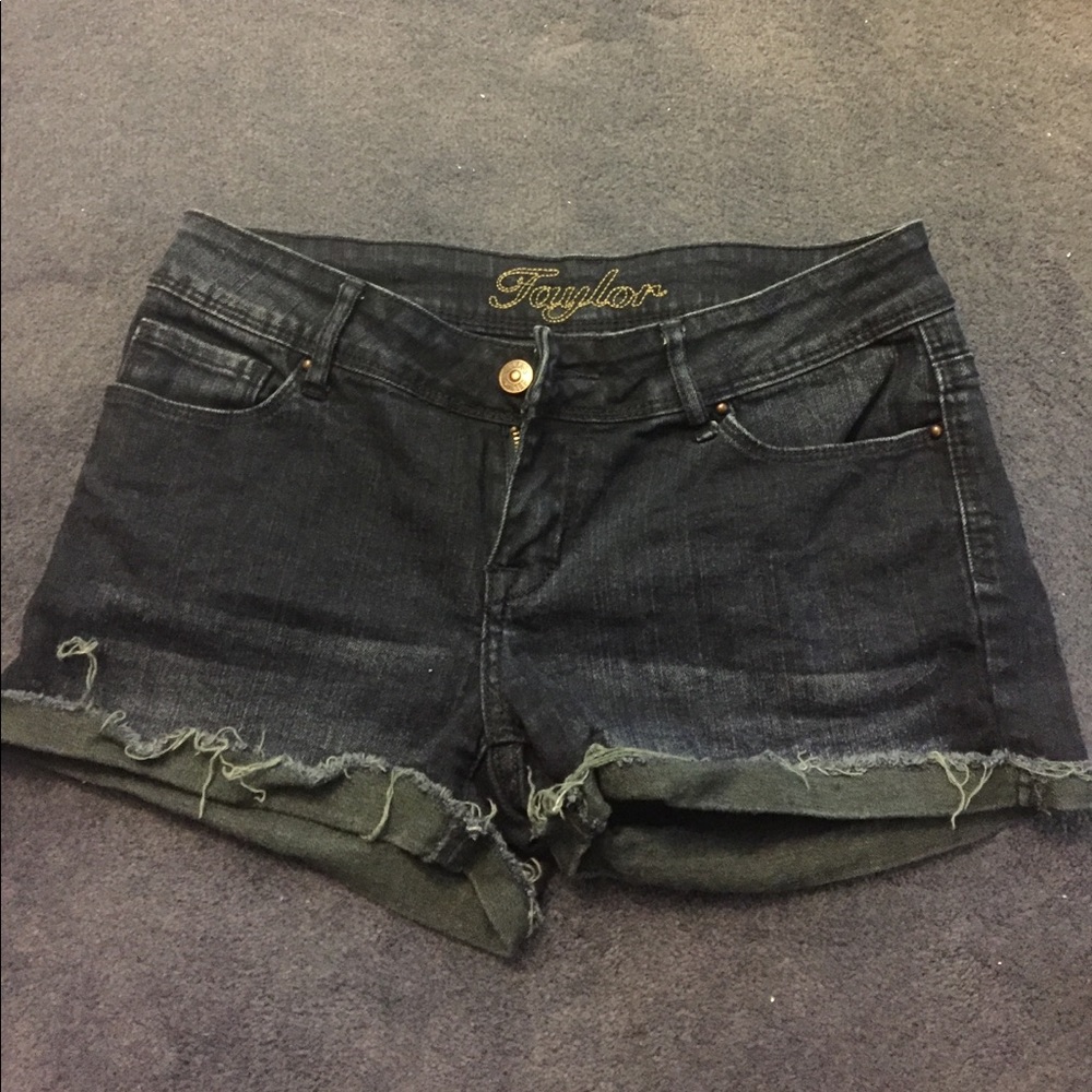 Dark Wash Jean Shorts Delia’s
