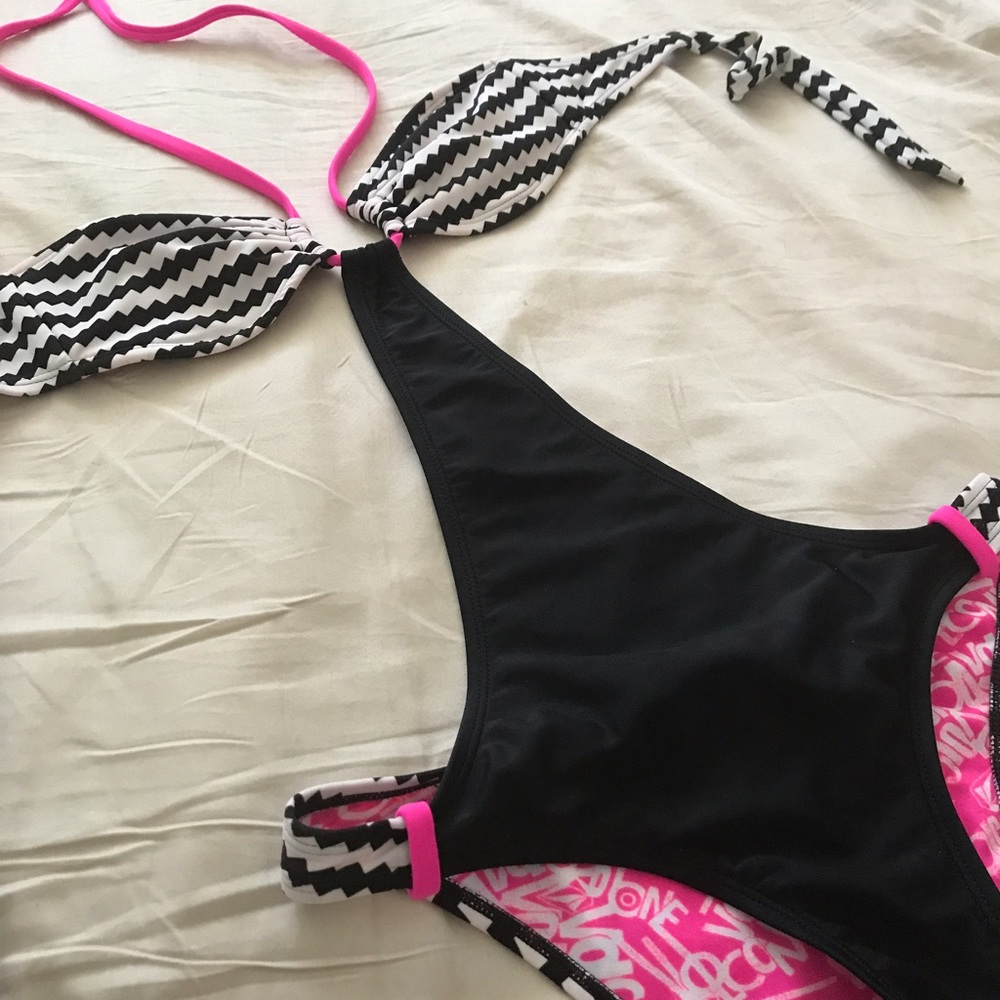 Volcom One Piece Bikini Small