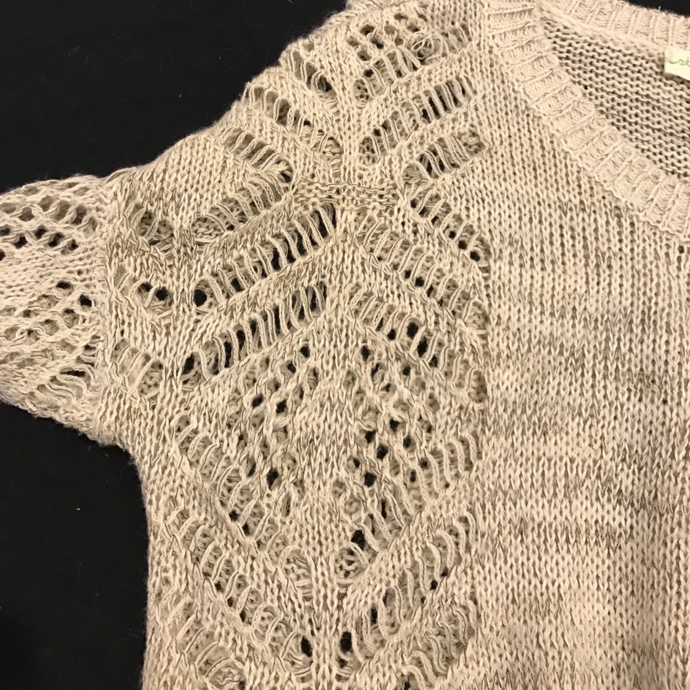 UO Sweater - Picture 2 of 4