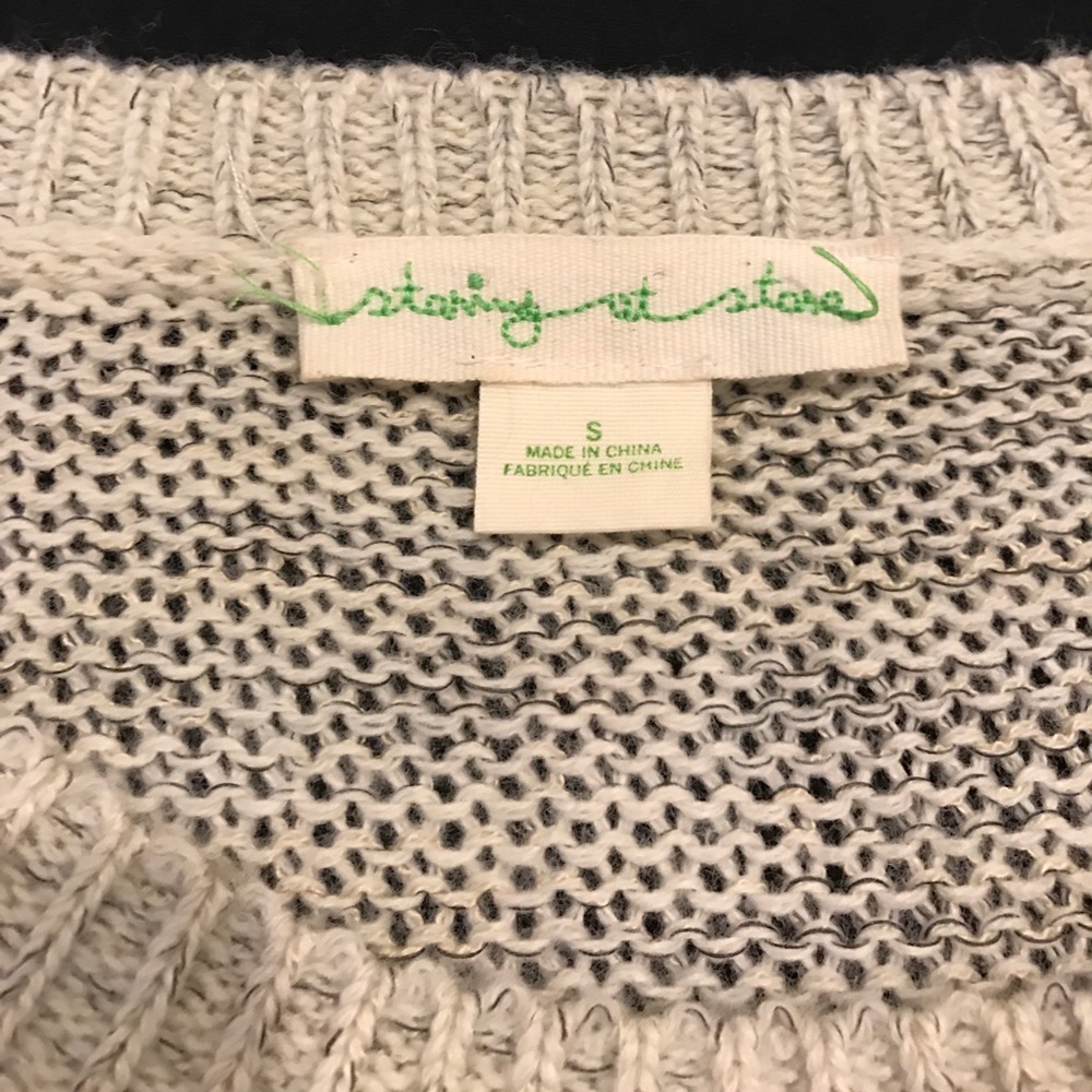 UO Sweater - Picture 3 of 4