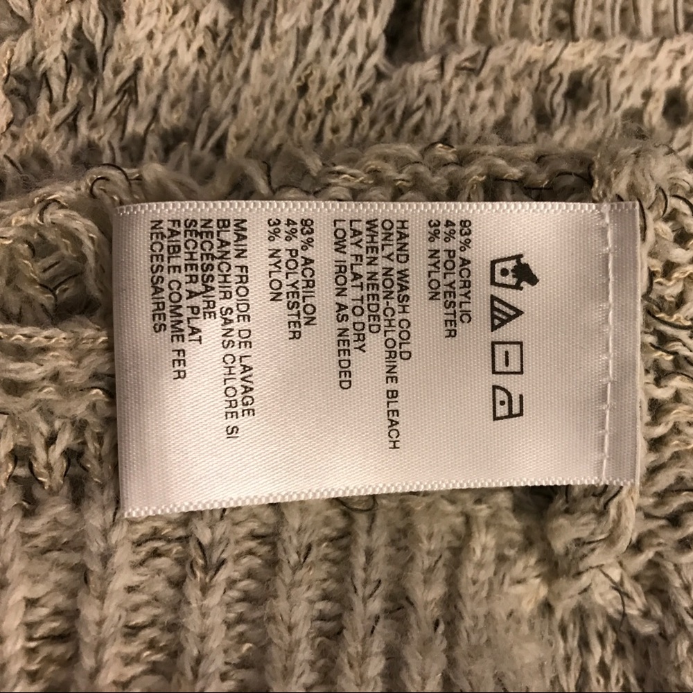 UO Sweater - Picture 4 of 4