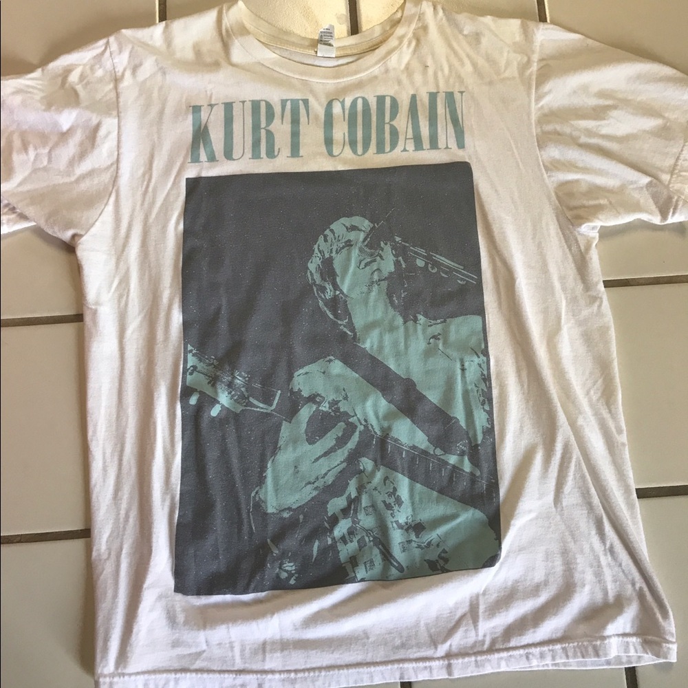 Kurt Cobain Top. size LARGE