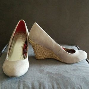 Feegalicious wedge heels