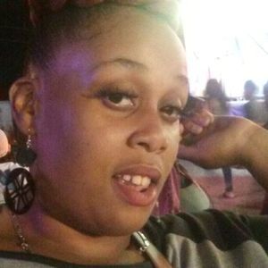 Meet your Posher, Renee