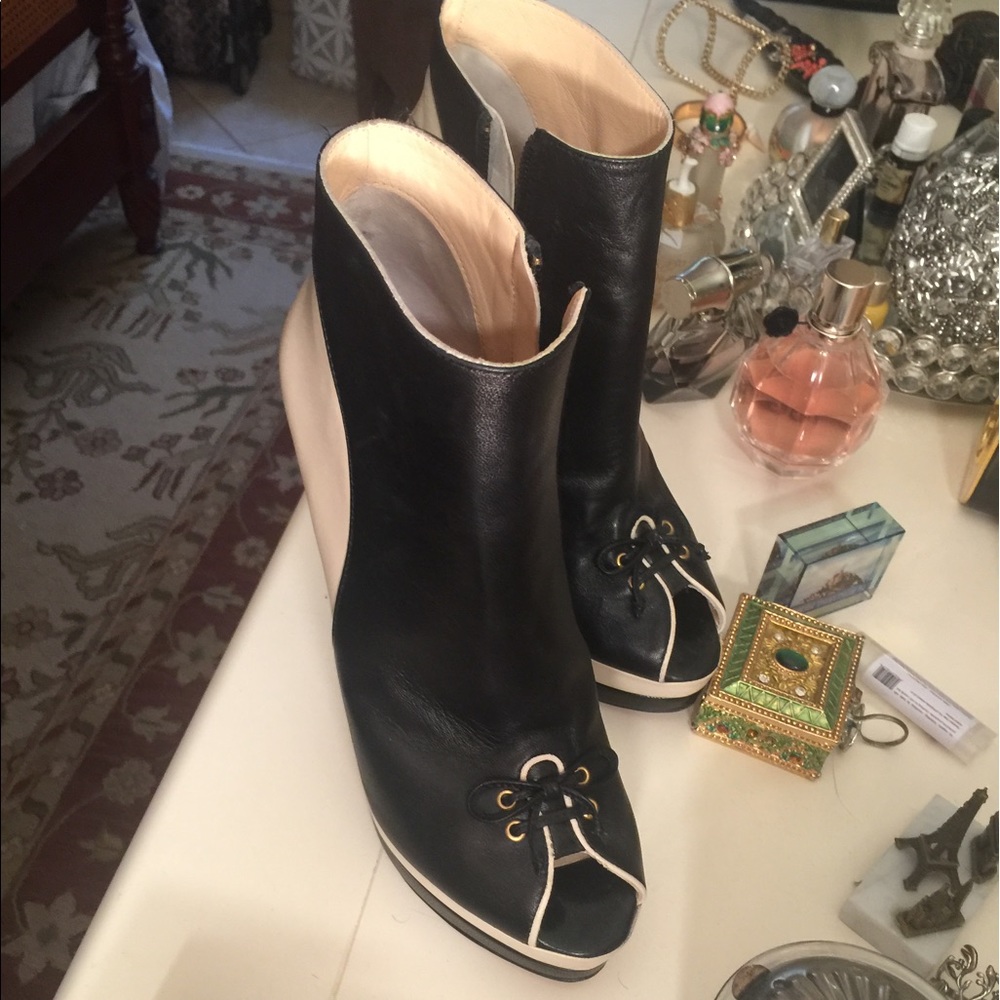 Booties - Picture 4 of 4