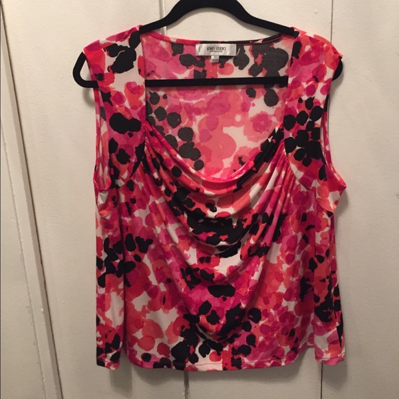 Jones Studio floral sleeveless top - Picture 1 of 4