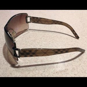 Authentic Burberry women's sunglasses