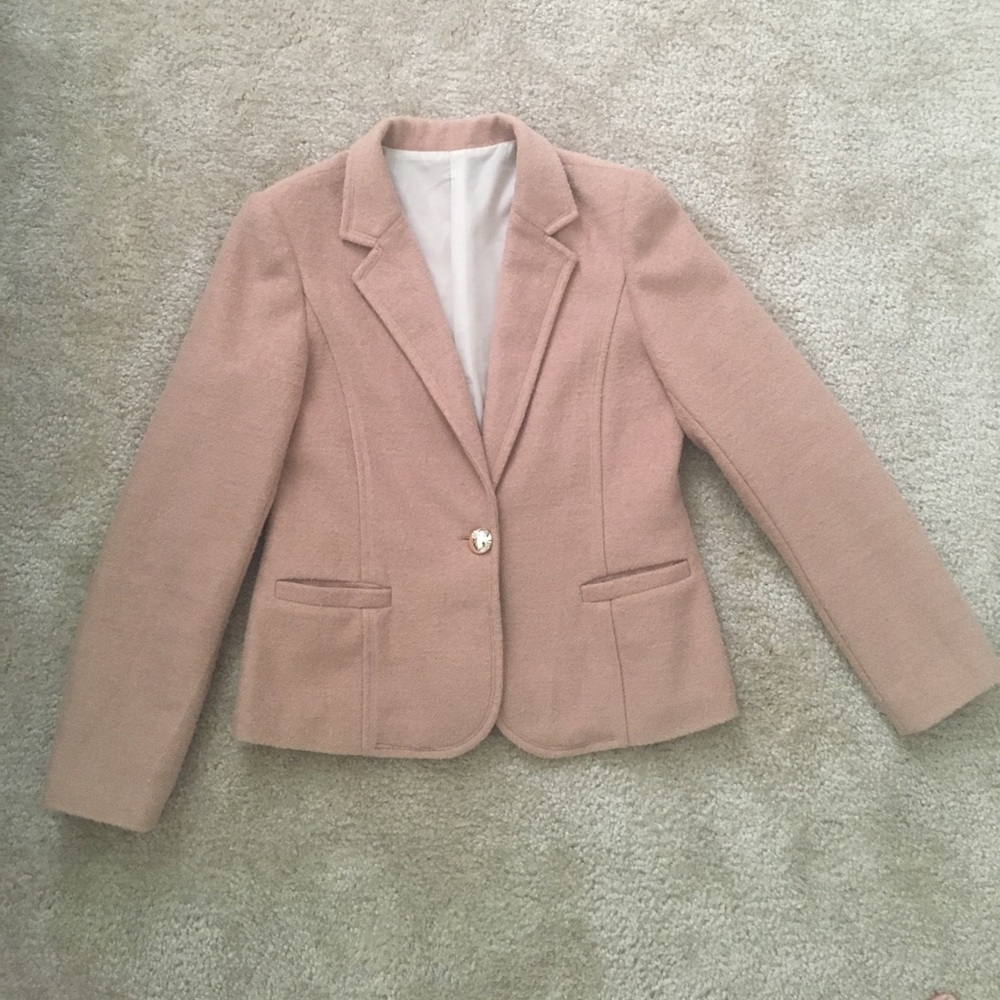 Woman Classic tan pea winter jacket