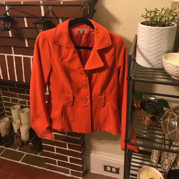 Spring Jacket - Picture 1 of 4