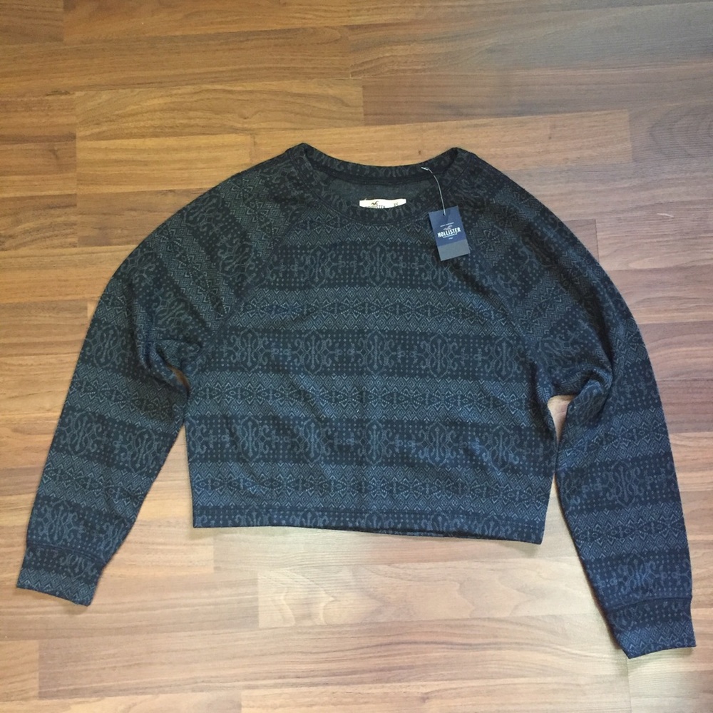 NWT Hollister women's sweater