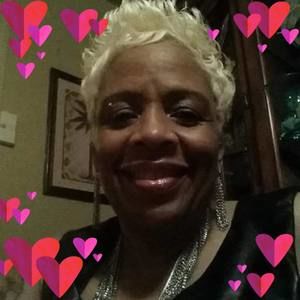 Meet your Posher, Cassandra