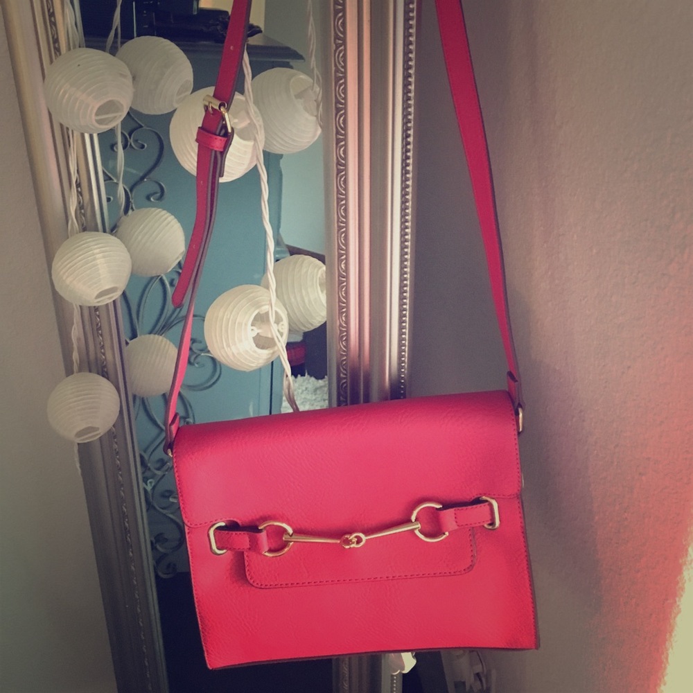 Pink leather handbag, brand new