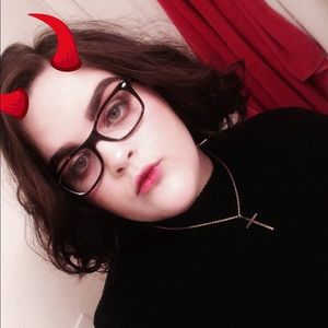 Meet your Posher, Leeann