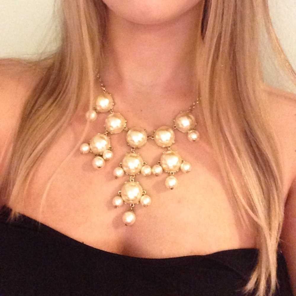 Pearl bubble necklace