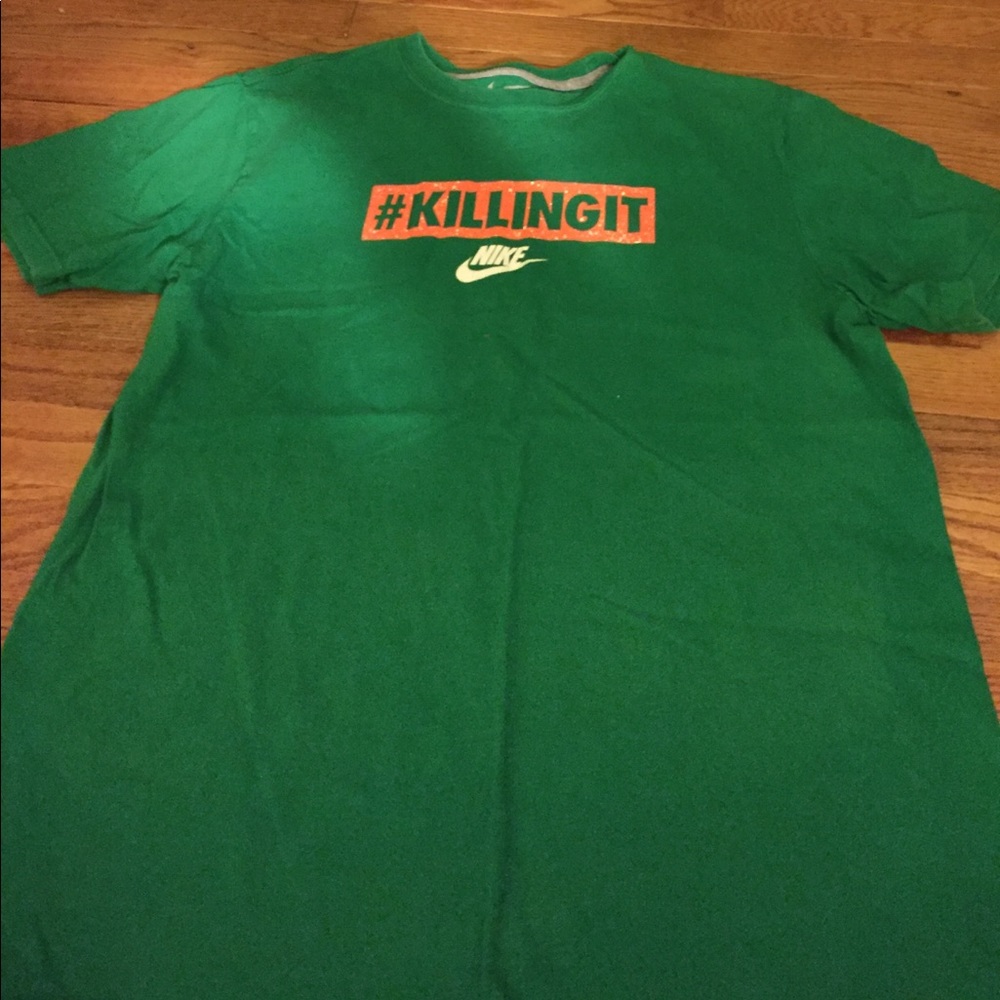 Men's Nike shirt