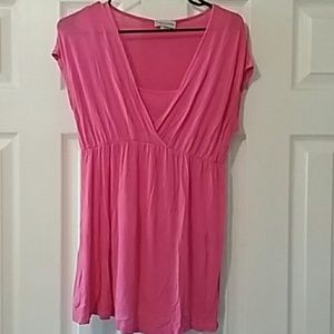 Price to sell!!! Pink Maternity Top