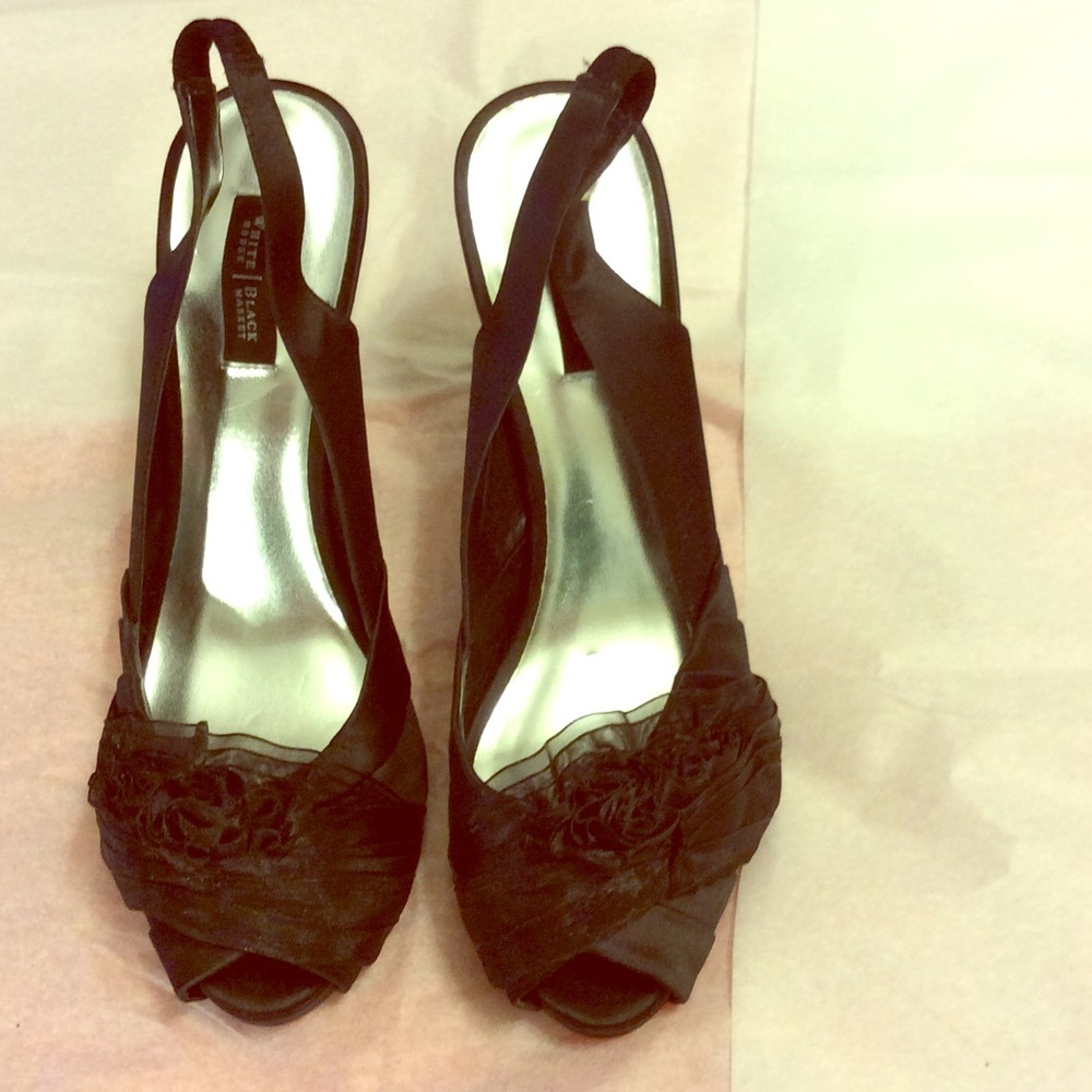 White House Black Market peep toe sling back. 8.5