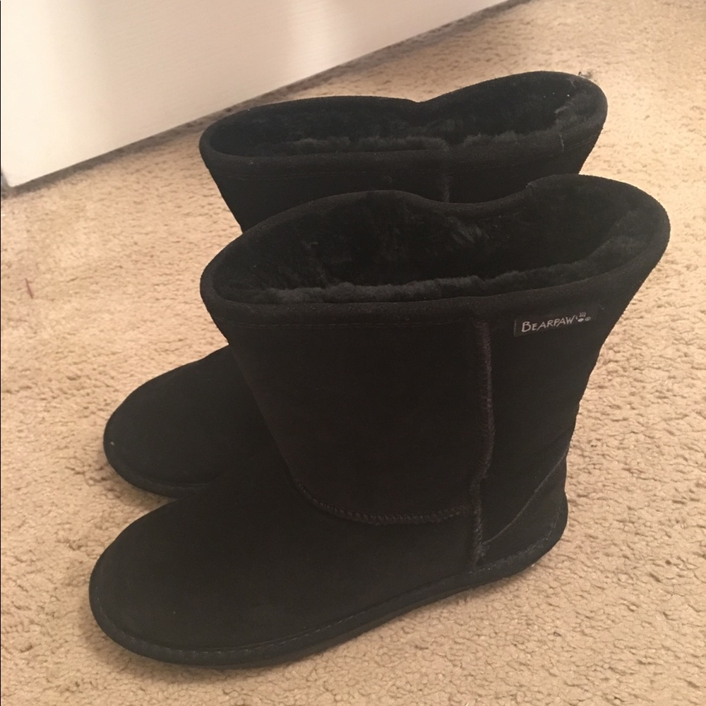 Black Bearpaw Boots