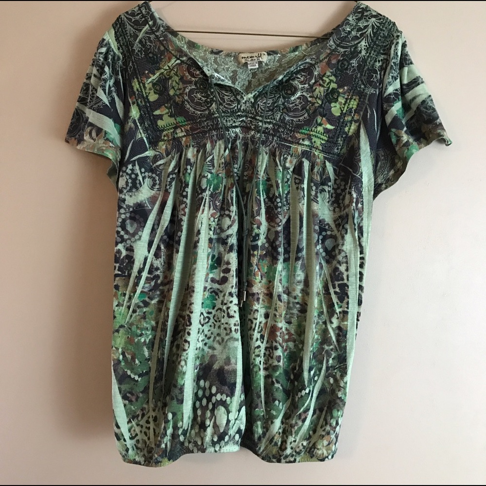 One World Live And Let Live Green Pullover Top 1X