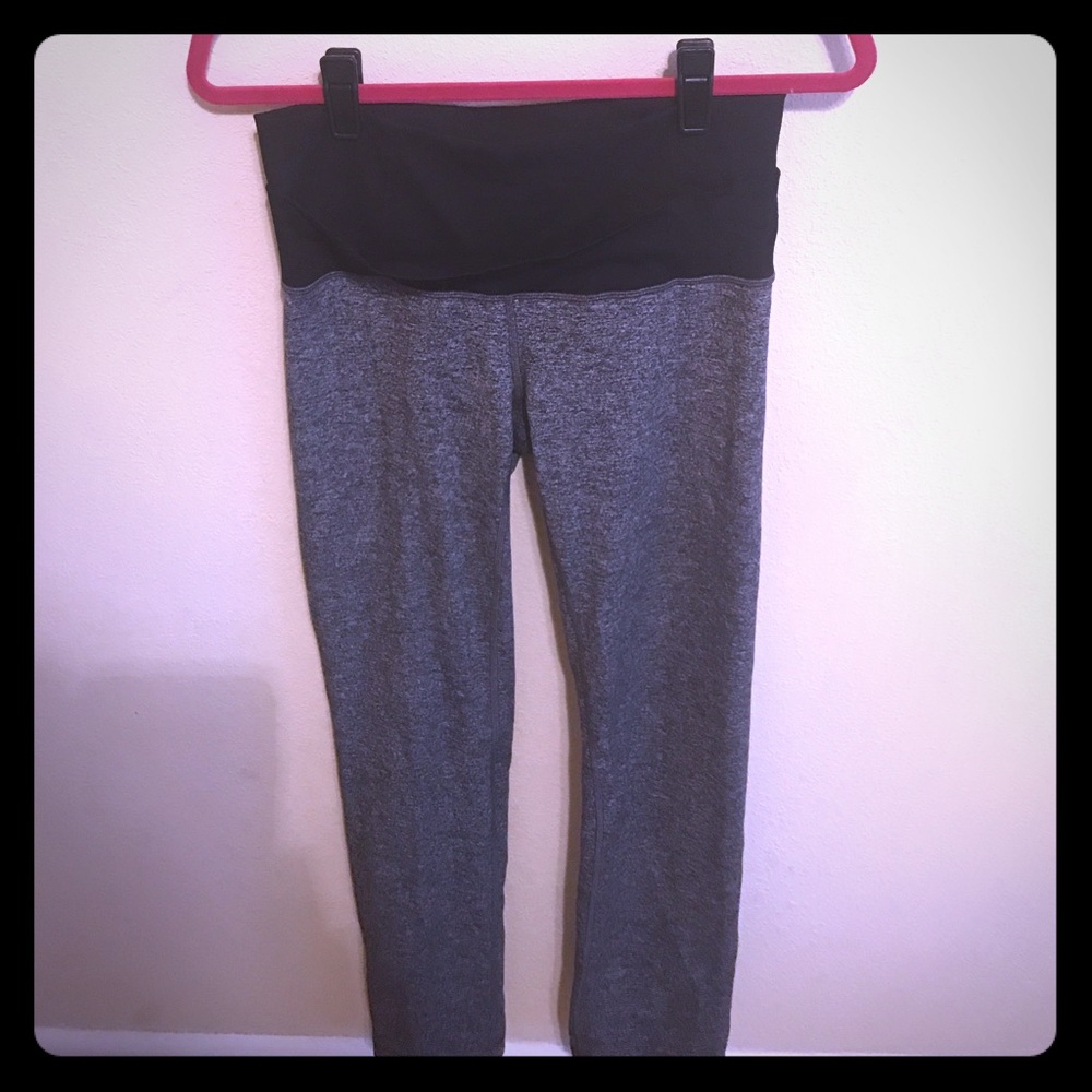 Lululemon athletica straight leg legging pant