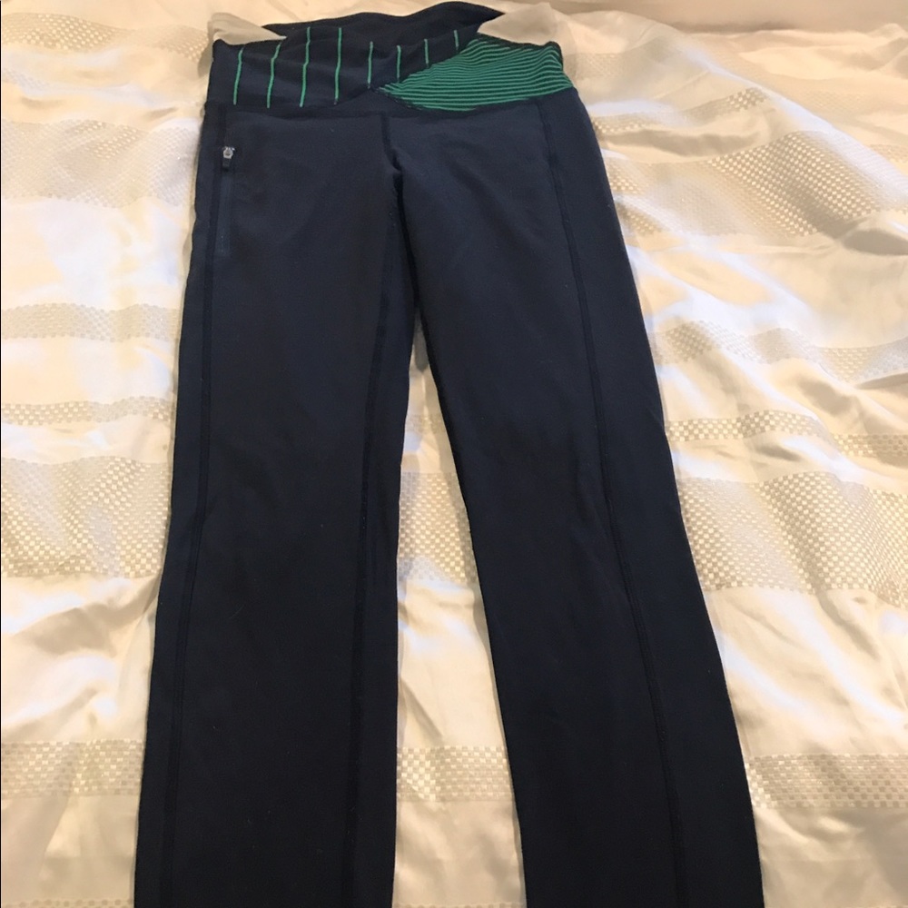 Lululemon yoga pants