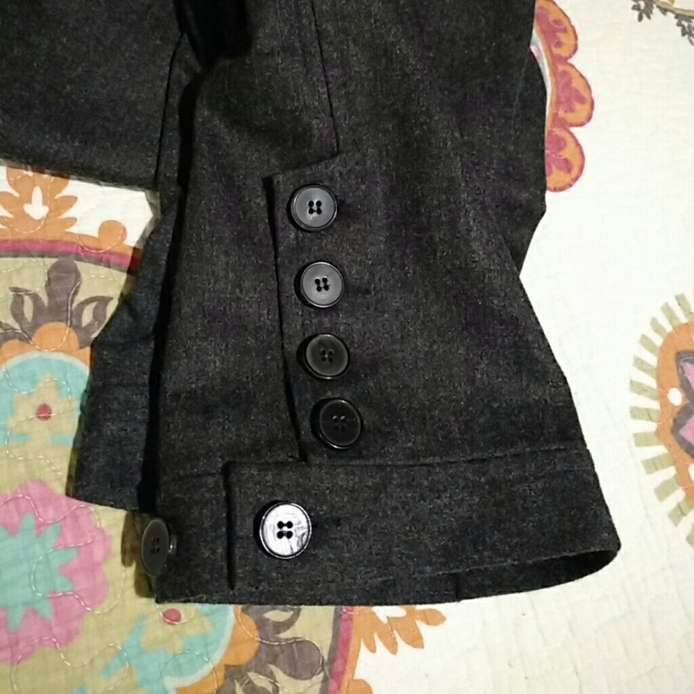 Button bottomed trousers