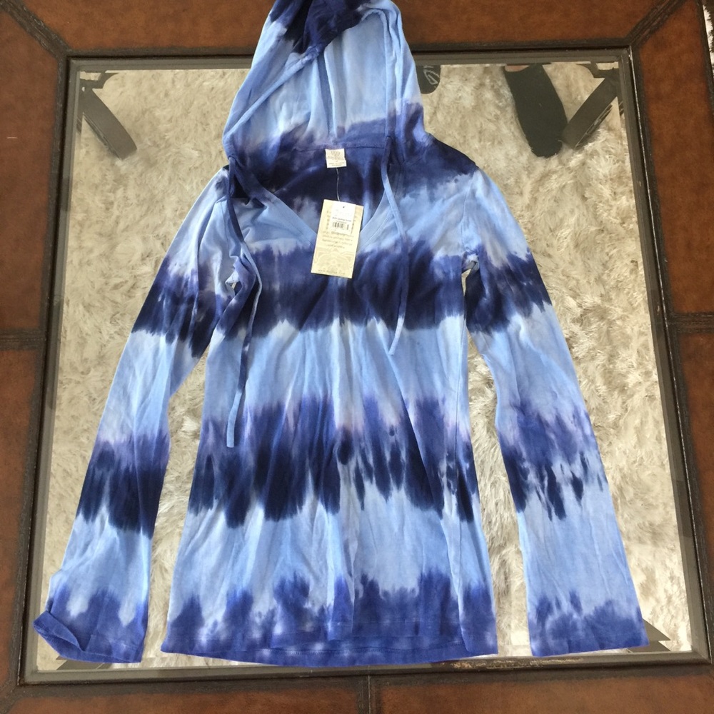 NWT- Blue Tie-dyed light weight hoodie