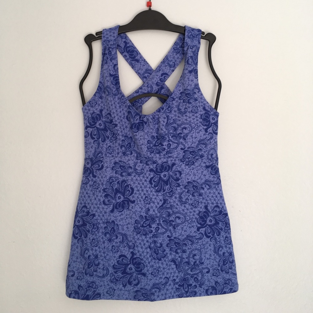 REI workout tank top