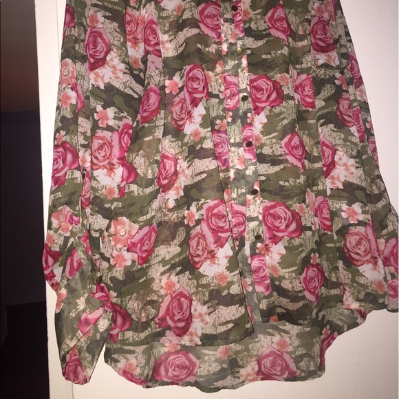 Blouse - Picture 2 of 2