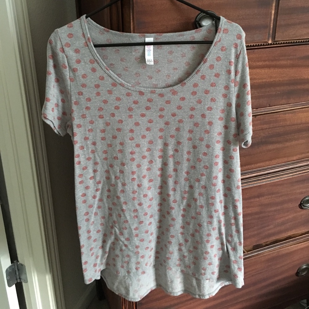 Classic Tee EUC size large