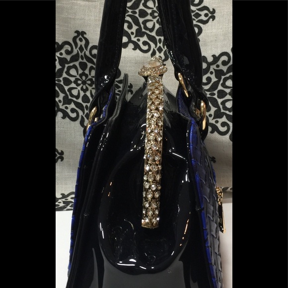 Midnight Blue Patent Leather Handbag w/Rhinestones - Picture 4 of 8