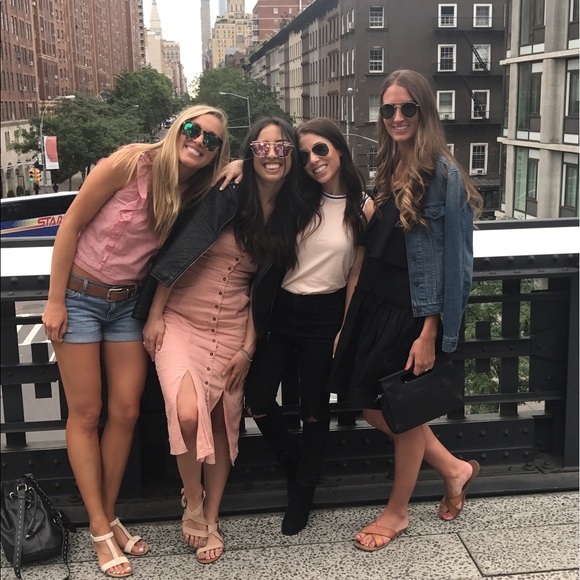 Meet your Posher, Ali - Picture 3 of 8