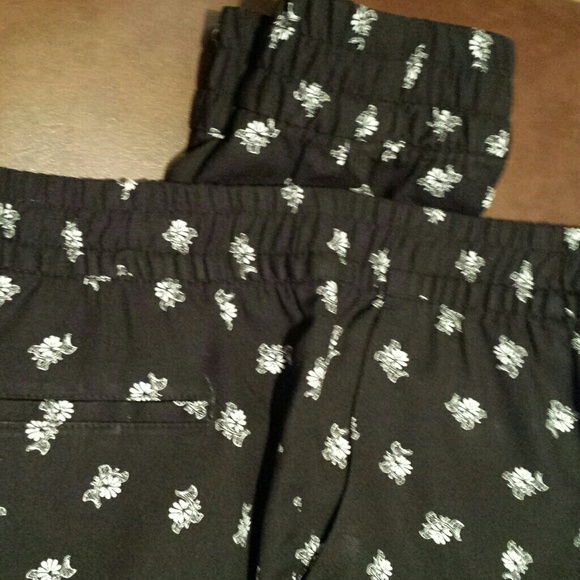 OLD NAVY Jogger, BLK & WHT Cotton Print Pants-M - Picture 3 of 5