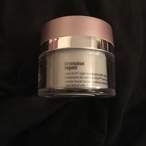 Mary Kay TimeWise volu-firm night cream retinol