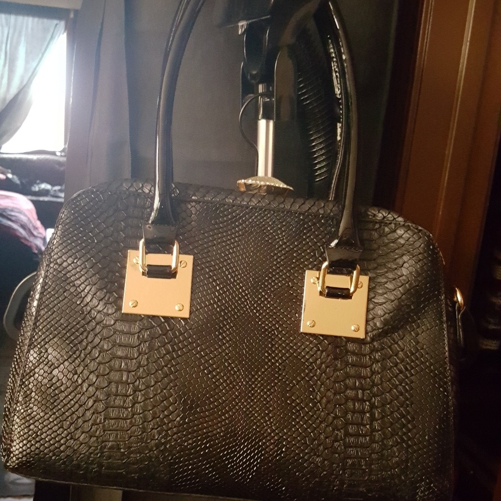 Classy Stud Top Handbag