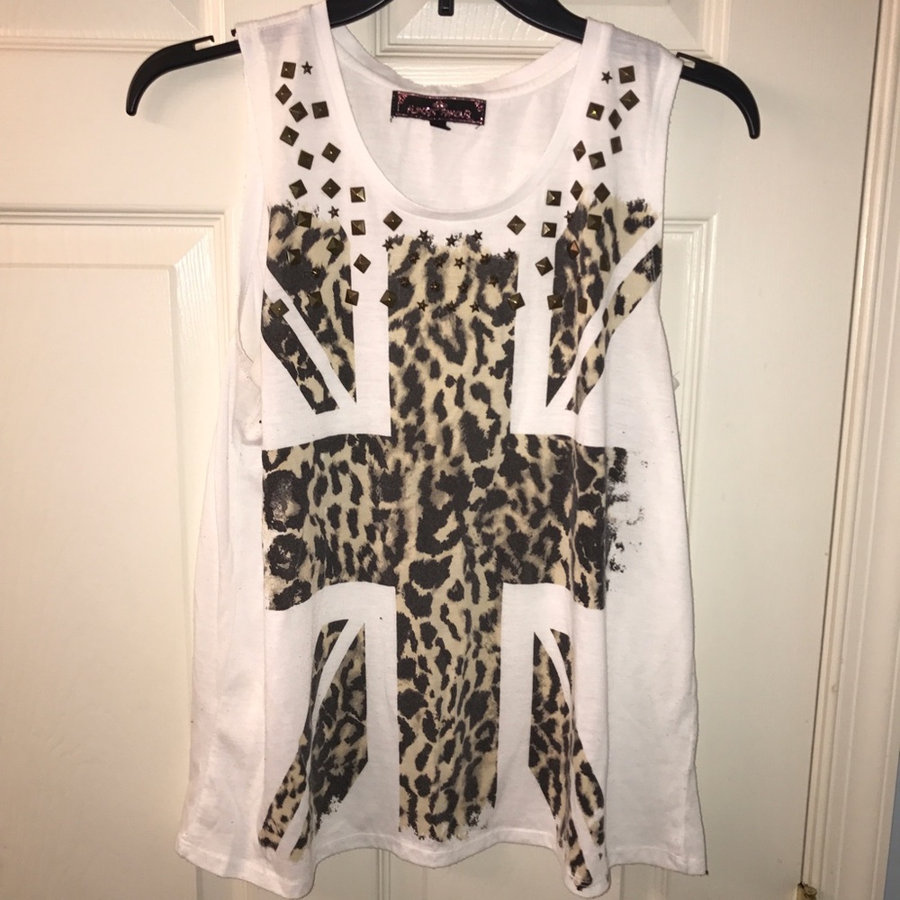 Almost Famous Leopard Flag Tank