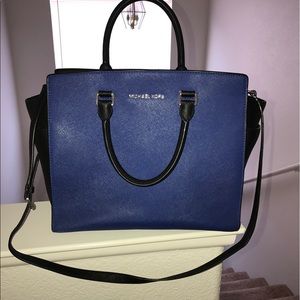Michael Kors Selma bag