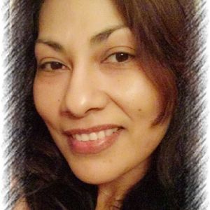 Meet your Posher, Yadira