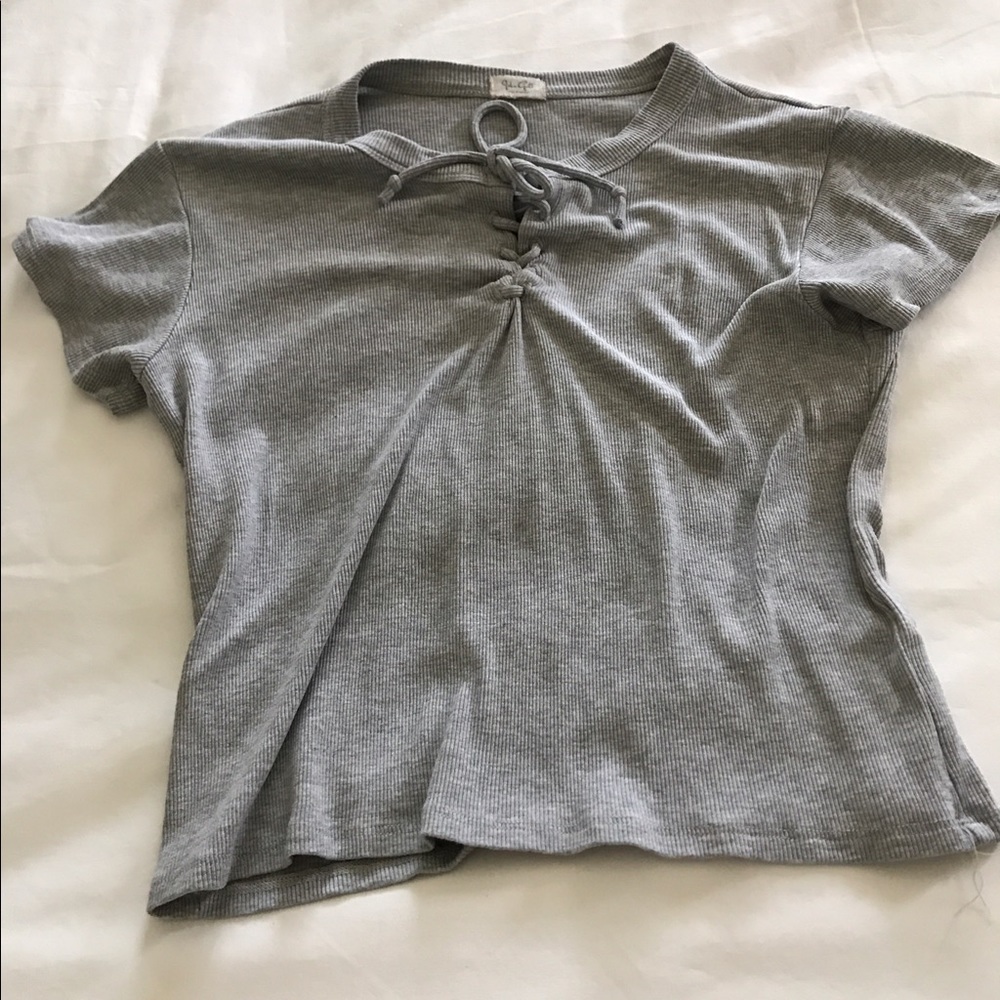 Brandy Melville Shirt!