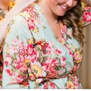 ONE green and pink robe!