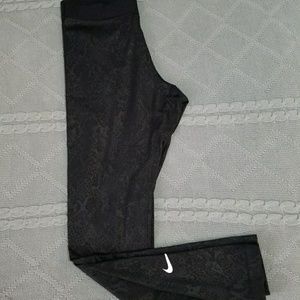 Nike drifit leggings
