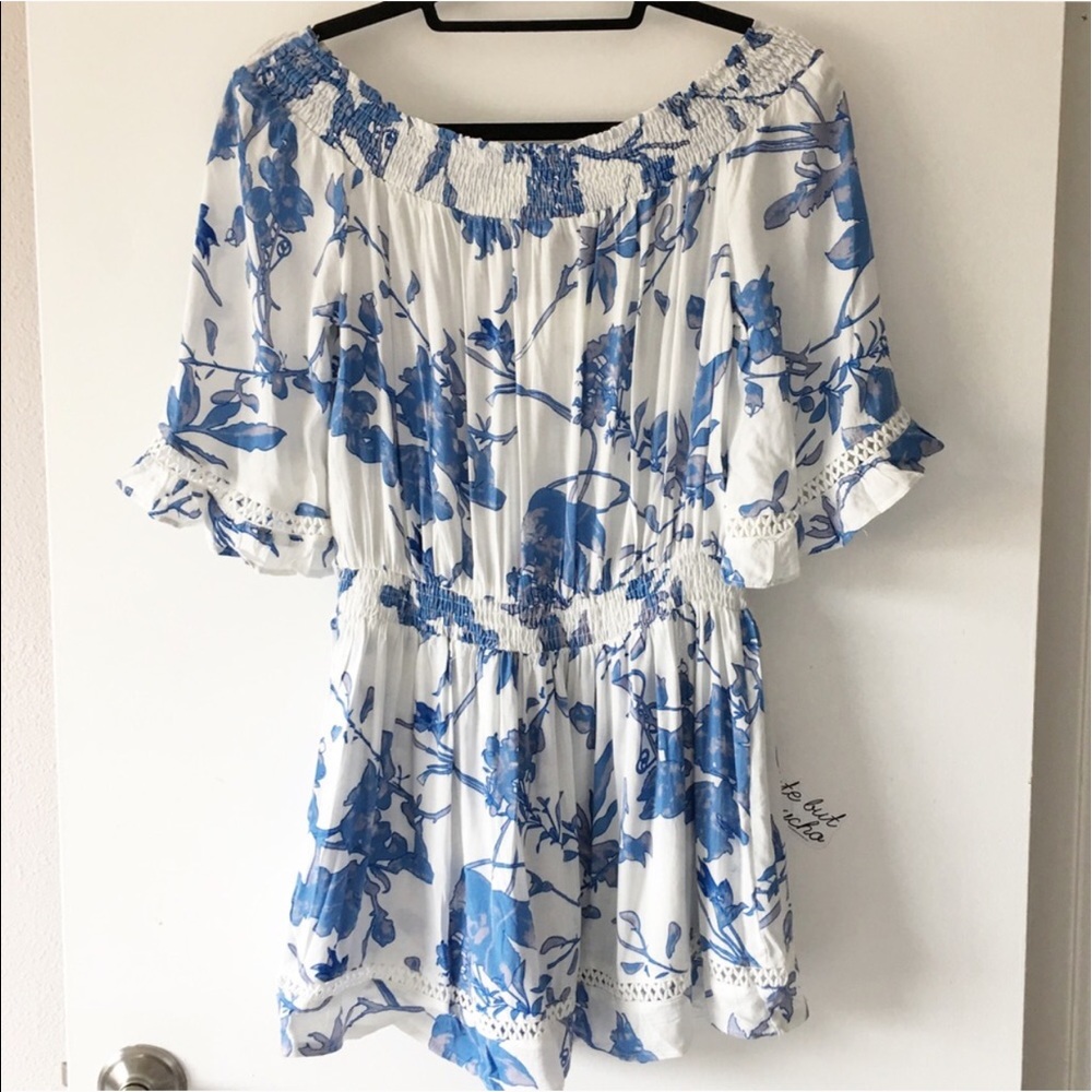 BNWT blue floral print off shoulder romper - Picture 2 of 6