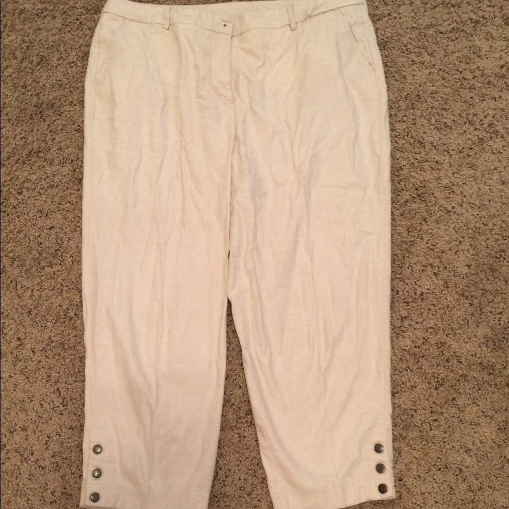Linen Capris