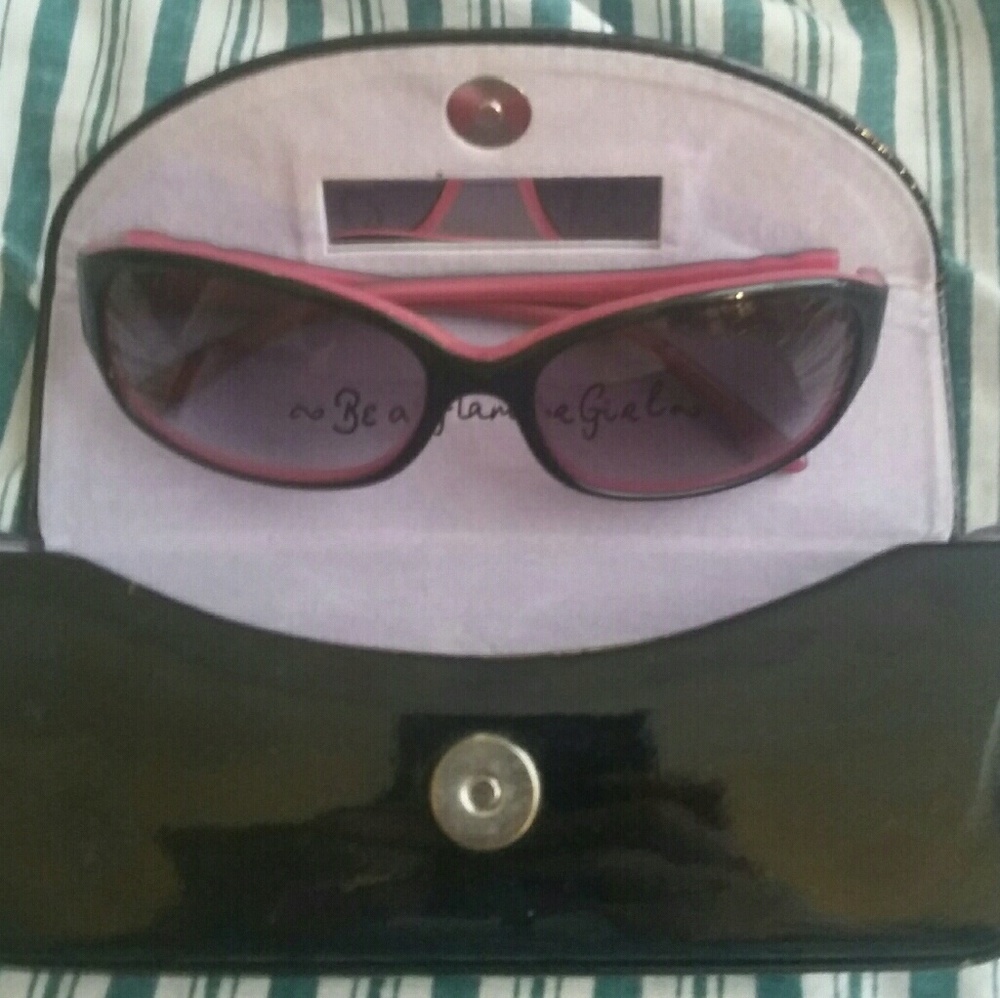 LULU GUINNESS SUNGLASSES & CASE