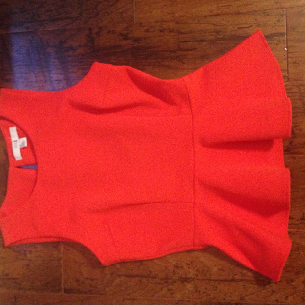 Sale!! Flattering Coral XXI Peplum Blouse